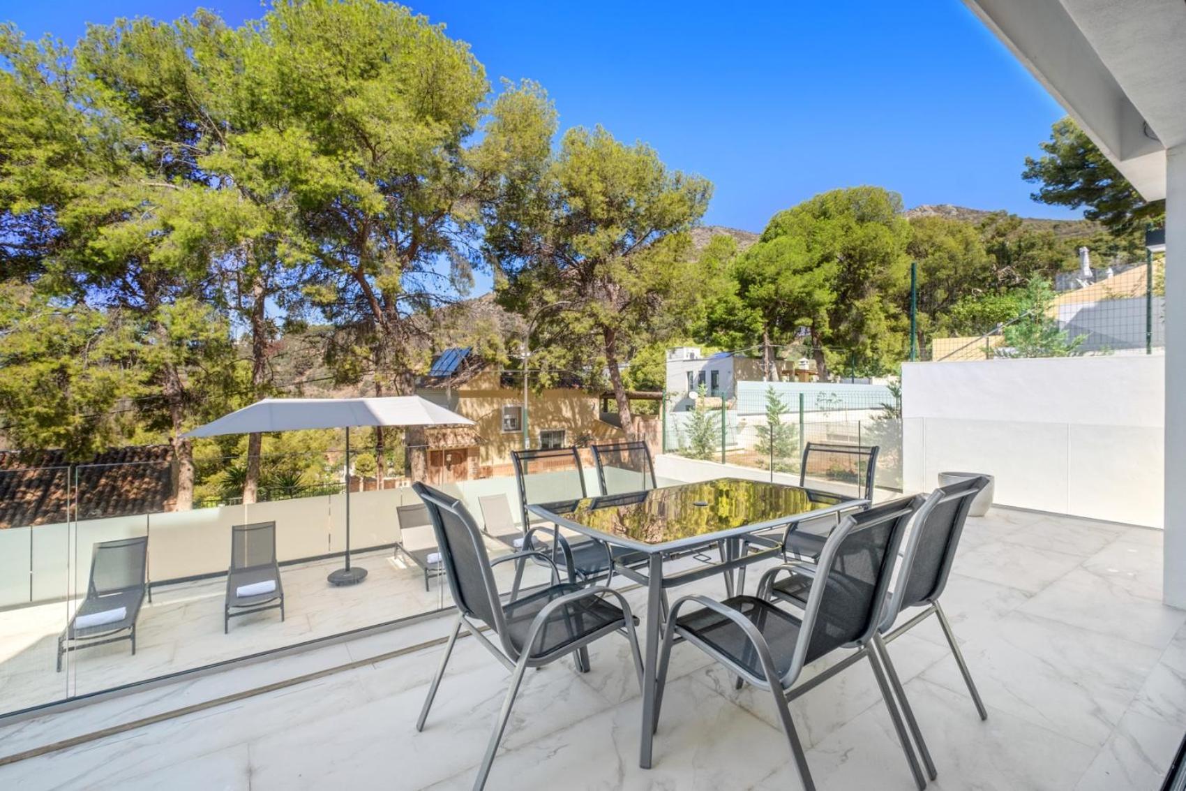 Villas Pinares De San Anton - Sea, City, Mountain, Views Malaga Exterior photo