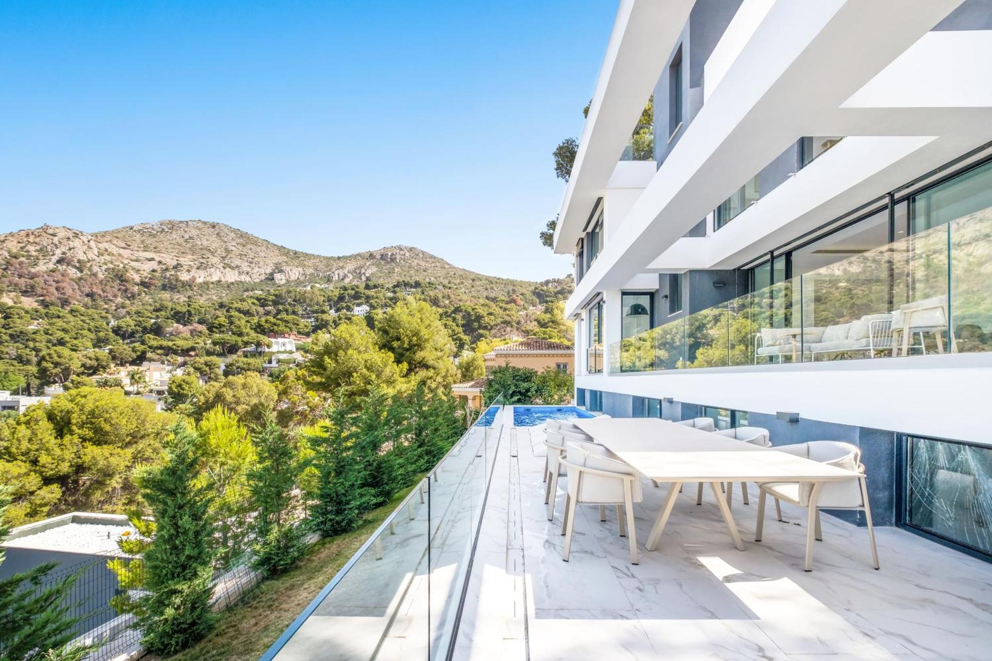 Villas Pinares De San Anton - Sea, City, Mountain, Views Malaga Exterior photo