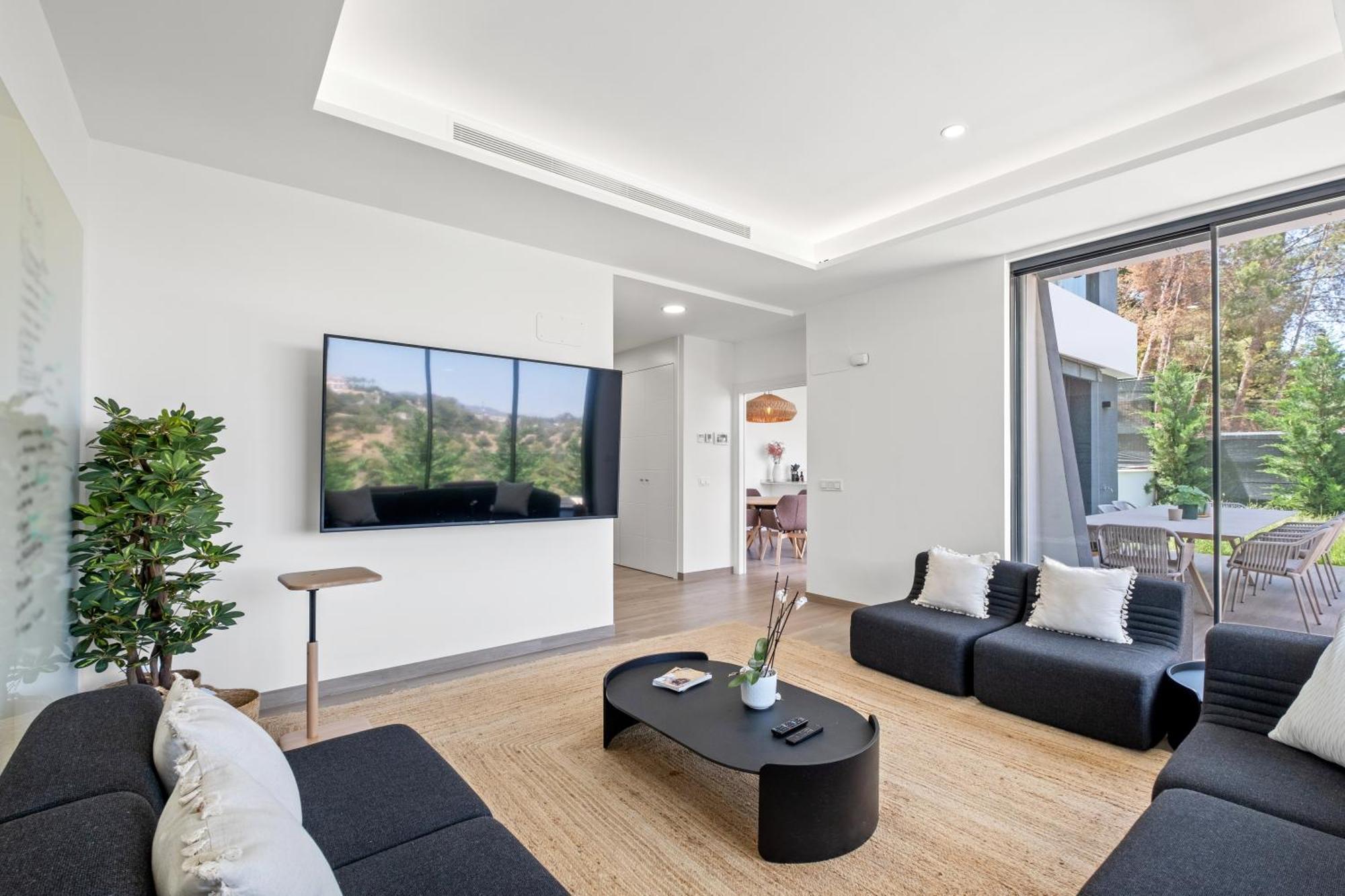 Villas Pinares De San Anton - Sea, City, Mountain, Views Malaga Exterior photo